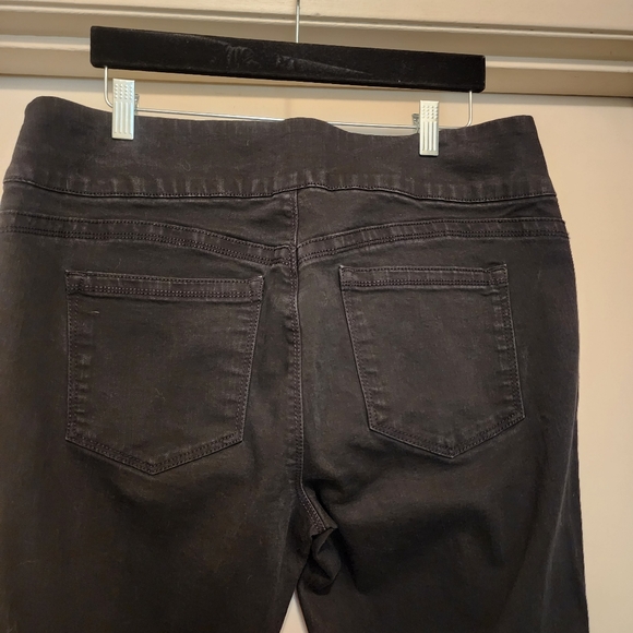 Style & Co Boot Leg Jean - Picture 9 of 13